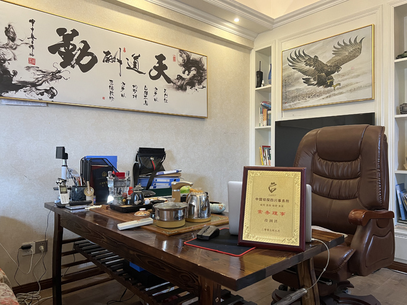 天门市取证公司解析婚内出轨对家庭的影响